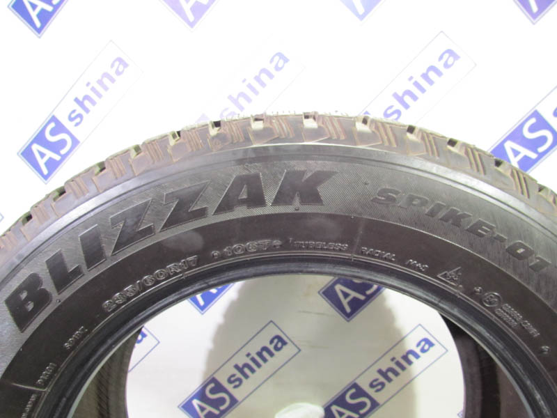Купить шины Bridgestone Blizzak Spike-01 235 60 R17 бу - 0003376 цена ...